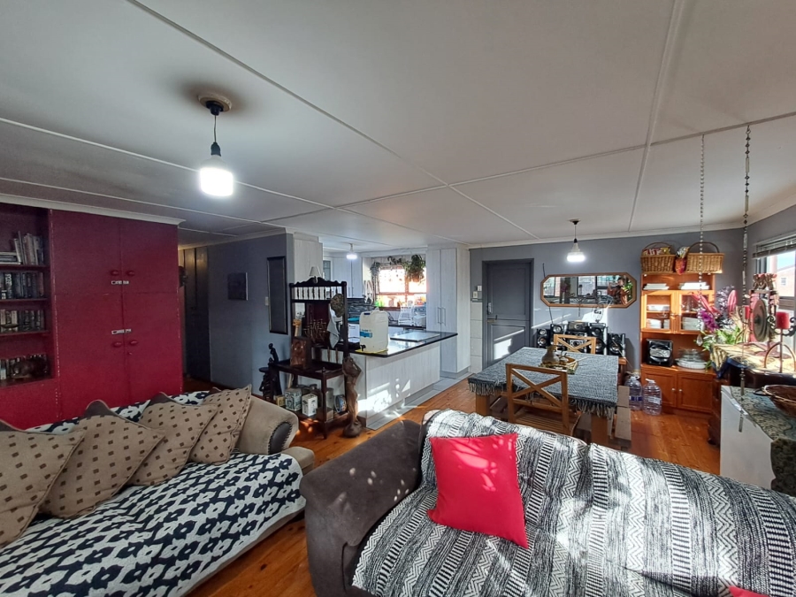 3 Bedroom Property for Sale in Paradise Beach Eastern Cape